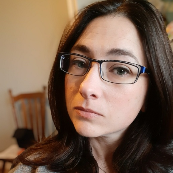 Meet your Posher, Theresa - Picture 1 of 1